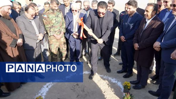 کلنگ زنی هنرستان شبانه‌روزی شهدا ارتش در شهرستان مانه 