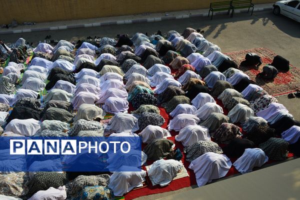 نماز باران، همخوانی زمین و آسمان در دبیرستان ولایت بهارستان‌دو