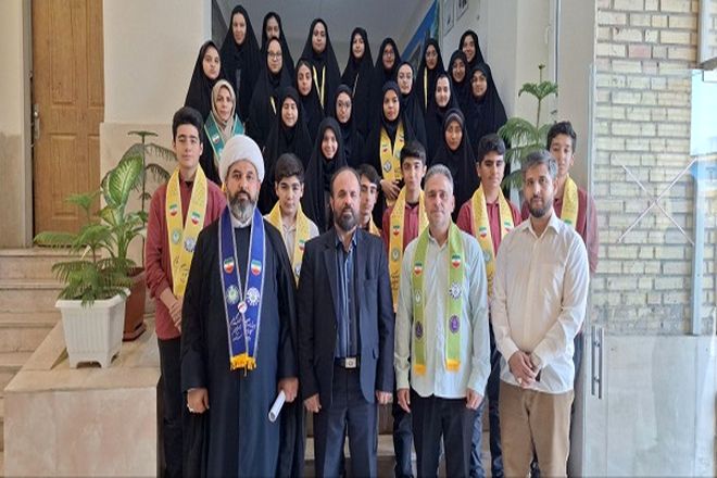 30 دانش‌آموز دختر و پسر پیشتاز البرزی در همایش روز ملی دانش‌آموز شرکت می‌کنند