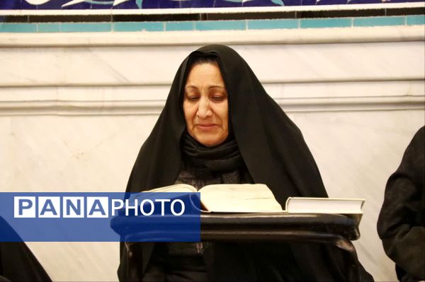 مراسم قرائت دعای ام داوود در امامزاده سید عباس بن موسی (ع) در بجنورد 