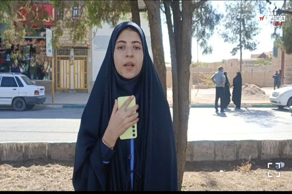 روایت دانش‌اموزخبرنگار پانا مهریز از راهپیمایی روز دانش‌آموز