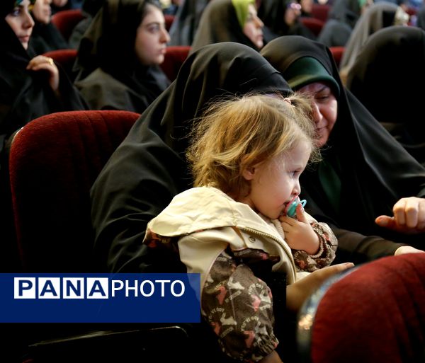 آیین تکریم و معارفه مدیر کانون‌های خدمت رضوی آذربایجان شرقی