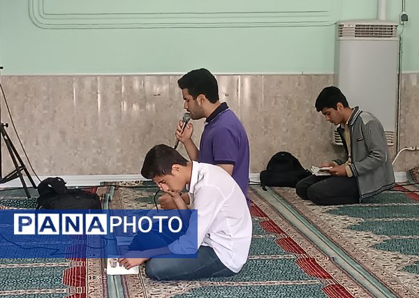  زیارت عاشورا در دهه کرامت در دبیرستان شاهد ابوذر غفاری نیشابور 