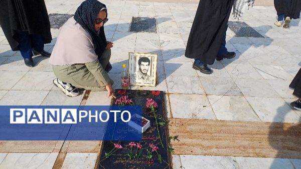 دیدار با خانواده شهدا به رسم عاشقی