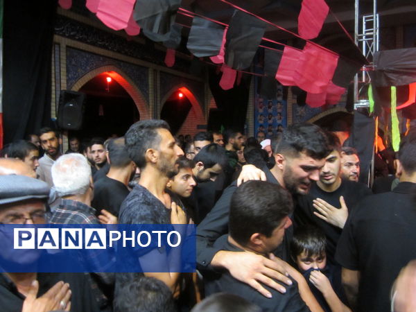 وداع مردم برخوار با شهید مدافع آسمان ایران