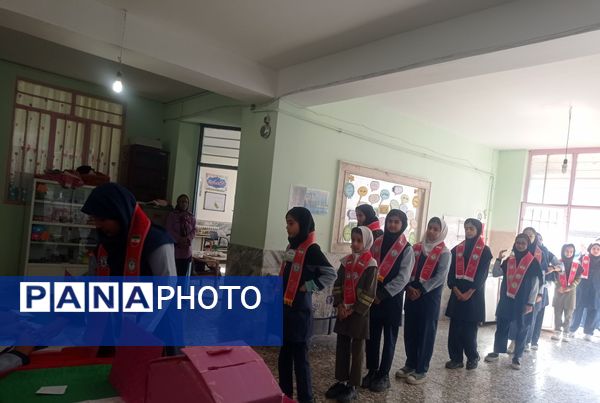 انتخابات شورای دانش‌آموزی در مدرسه شهید خاقانی شهرستان شیروان