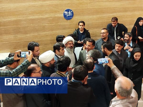  وزیر ورزش و جوانان کشور از تعدادی از پروژه های عمرانی ورزشی  کاشمر بازدید کرد 