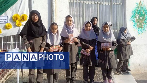 جشن ولادت حضرت زینب(س) و روز پرستار در دبستان شهید نجفی فدافن