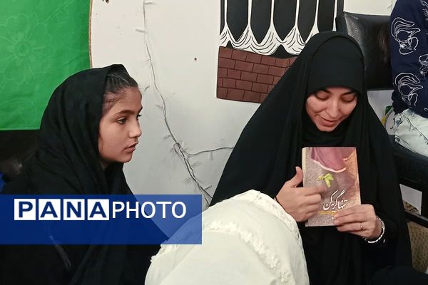 بازدید مسئولان آموزش‌ و پرورش از اعتکاف دختران در مسجد الزهرا(س) قیامدشت