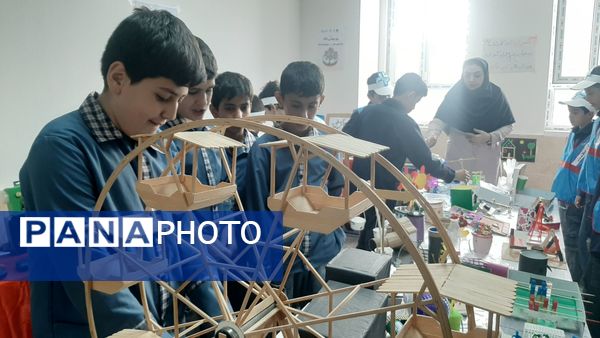  اجرای برنامه‌های خلاقانه به مناسبت هفته پژوهش در مدرسه ولی محمدی صفادشت 