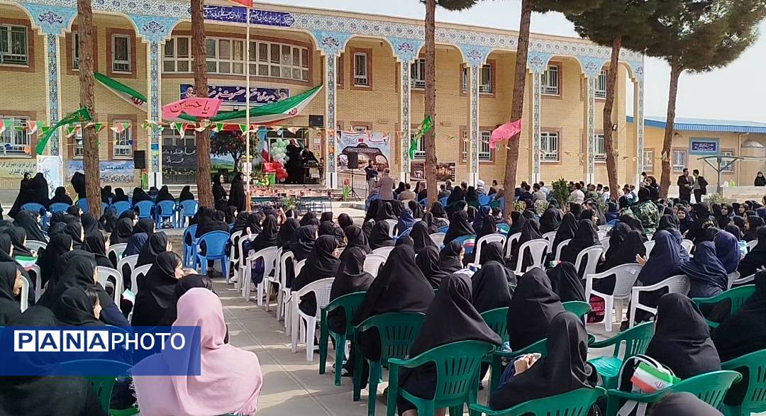 آغاز سال تحصیلی جدید و نواختن زنگ مهر در کاشمر