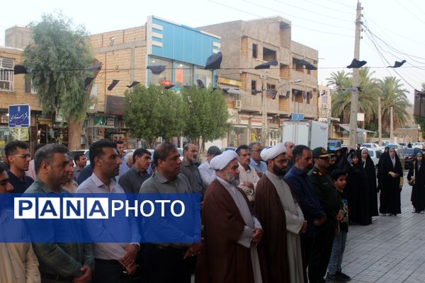 جشن مردم حاجی‌‌آباد برای پیروزی در مقابل رژیم صهیونسیت و آمریکای جنایتکار
