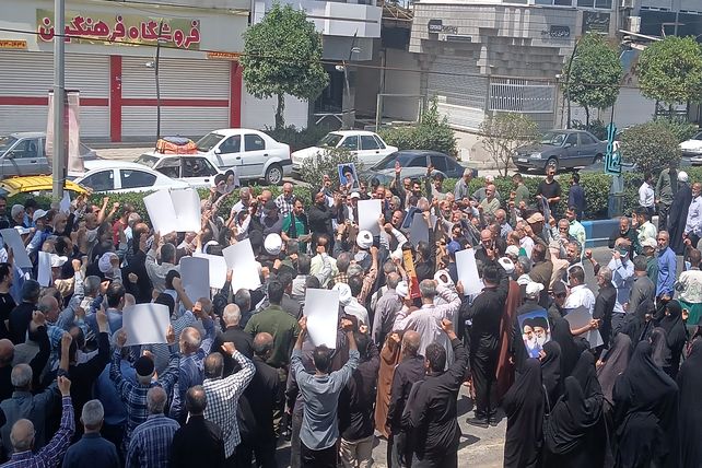 جمعه‌های خشم و نصر در شهرستان محمودآباد