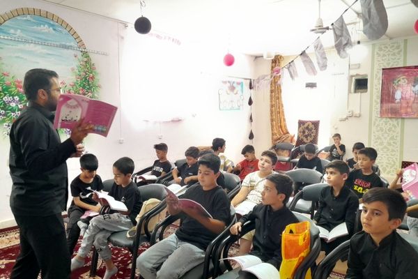 کلاس‌های اوقات فراغت در دارالقرآن مرحوم حیدری خلیل آباد