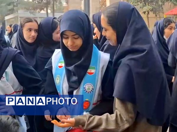 مانور زلزله در مدرسه مصلی نژاد ناحیه 6