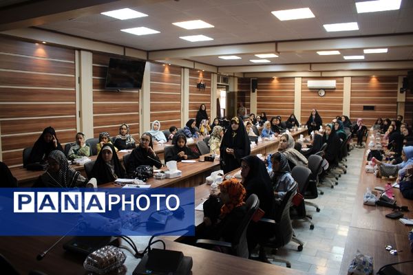 دوره آموزشی فن بیان و گویندگی و مجری‌گری طرح مجری شو در استان خراسان رضوی