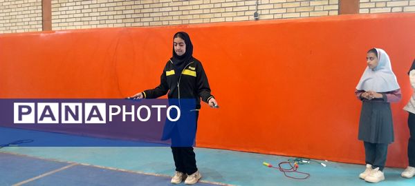 المپیاد درون مدرسه در دبستان دخترانه سید جواد احمدی