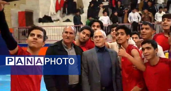 اختتامیه مسابقات والیبال دبیرستان های شهرستان کاشمر