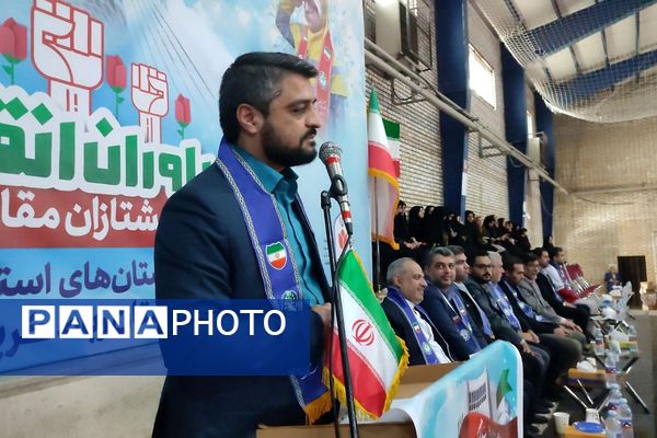 همایش بزرگ هزار نفری یاوران انقلاب و پیشتازان مقاومت در شهر جدید پرند