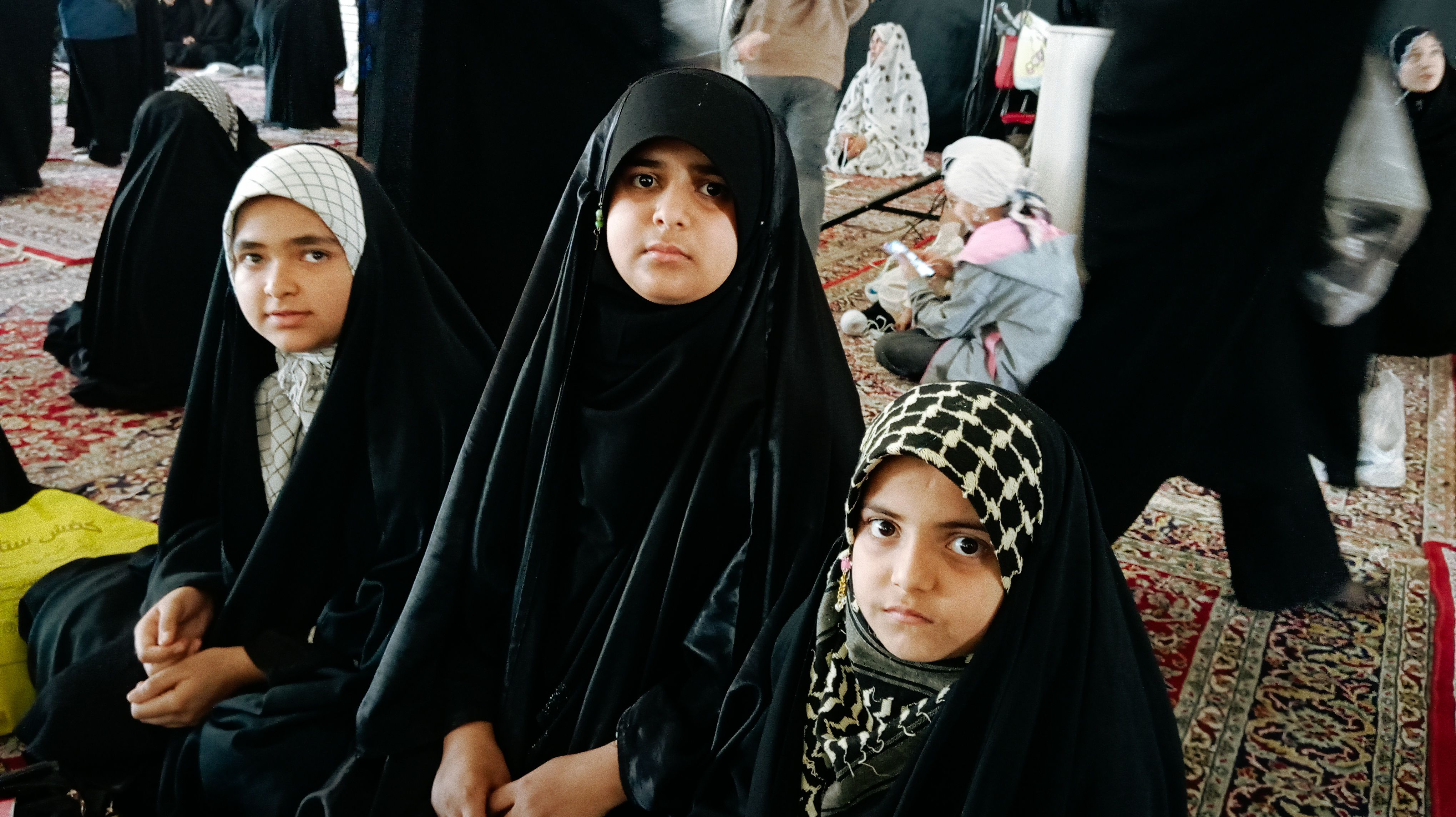 حضور دانش آموزان در نماز جمعه کاشمر