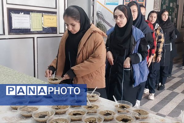 برپایی موکب شهادت حضرت زهرا(س) در دبیرستان شهید محمدتقی دستغیب ناحیه ۳ 