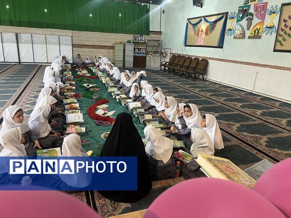 گشایش سفره نور در دبستان احمد کاظمی ۲؛ جشن قرآن کلاس دومی‌ها 
