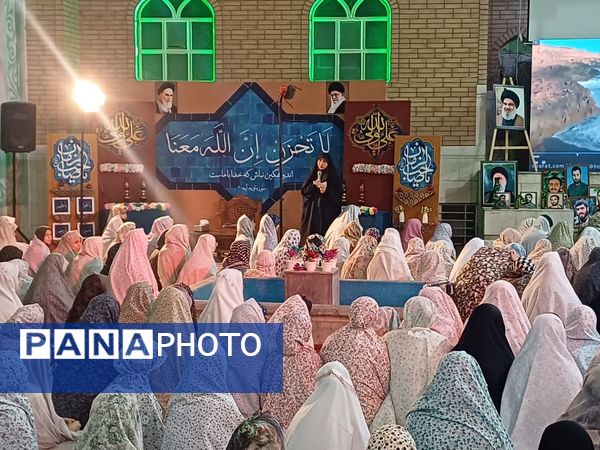 مراسم معنوی اعتکاف در مجموعه رستگاران شهرستان برخوار  