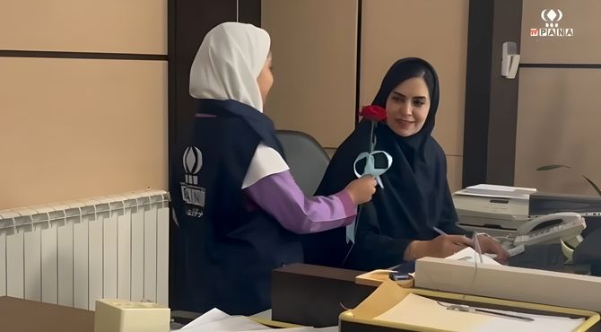  خبرنگار پانا به‌مناسبت روز بانکدار، از کارمندان بانک تقدیر کرد