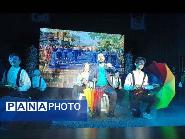 نشست طرح نماد در تالار تربیت ؛ گامی برای تقویت مراقبت اجتماعی دانش‌آموزان 