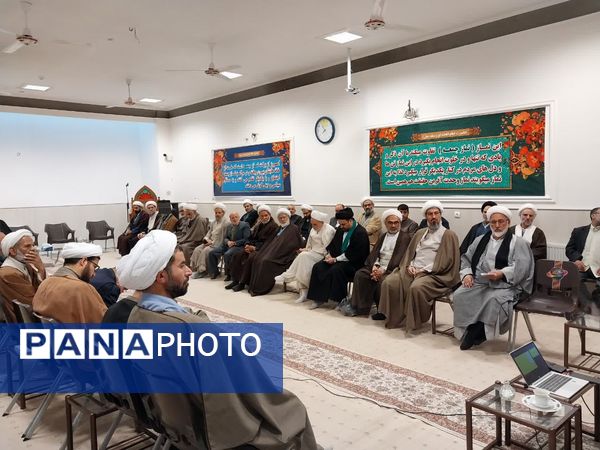 برگزاری جلسات سلسله مباحث آشنایی با جنگ شناختی و رسانه در کاشمر