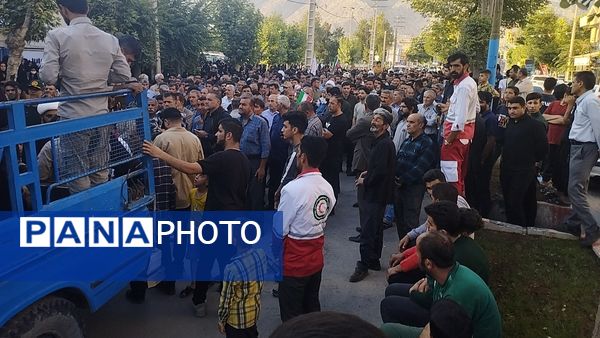 مراسم تشییع و وداع با شهید امنیت حسین اسحاقی در لردگان 