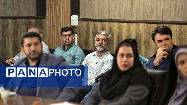 جلسه کمیته سلامت در آموزش و پرورش قائمشهر 