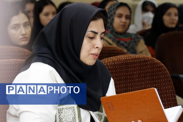 همایش انتخاب رشته کنکور در شهرستان پاکدشت 