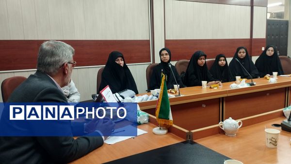 جلسه ویژه دانش آموزان بسیجی شهرستان خلیل‌آباد 