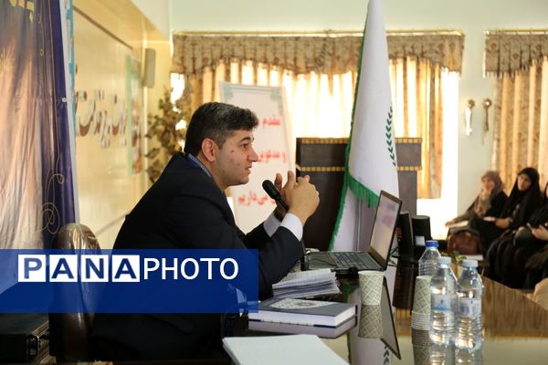 دوره تربیت مربی پیرامید و نظم گروهی استان آذربایجان شرقی