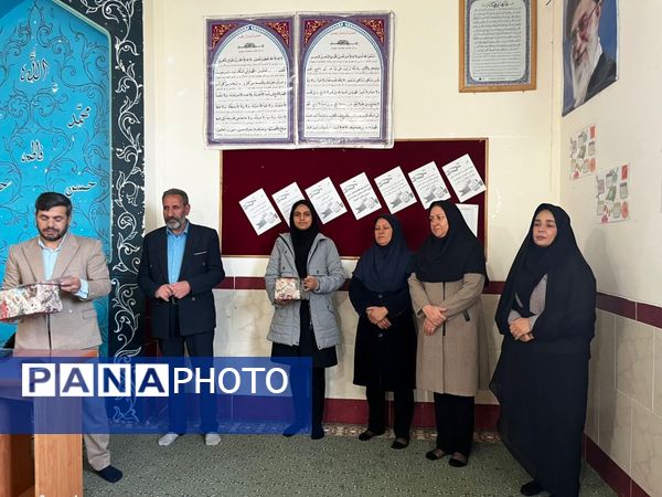 تجلیل از برگزیدگان مسابقات قرآنی 