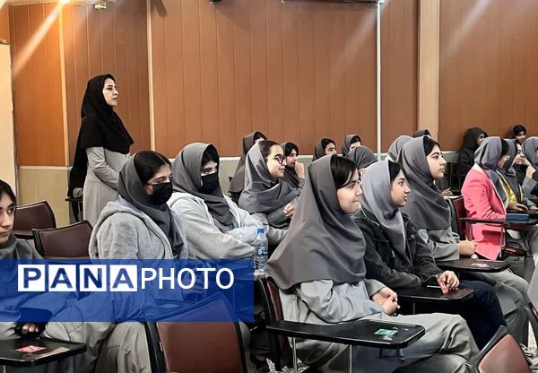 گرامیداشت هفته پیشگیری از آسیب های اجتماعی درناحیه ۶ مشهد