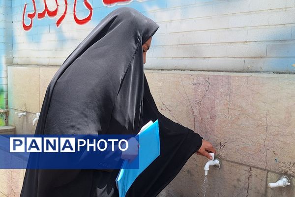 بازدید از مدرسه سعادت جهت برسی وضعیت ایمنی و بهداشت  براساس اصول آیین نامه بهداشت محیط مدارس