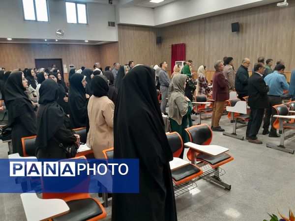 مجمع عمومی انجمن اولیا و مربیان دبیرستان مصلی نژاد حضرت زهرا(س)