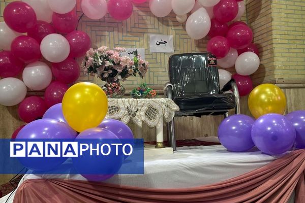 محفل دانش آموزی مقدامه میزبان ولادت حضرت زهرا (س)