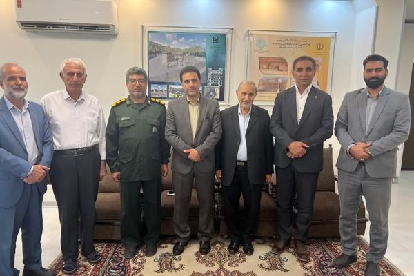 نشست هم‌افزایی مدیران دستگاه‌های مرتبط با جامعه عشایری فارس
