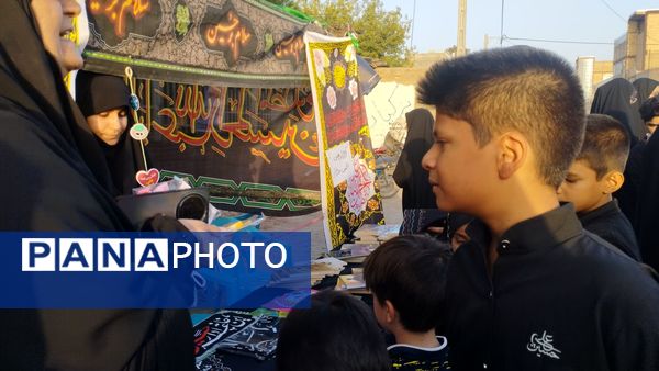 برپایی موکب بین راهی در مراسم پیاده روی جاماندگان اربعین شهرستان خلیل آباد 