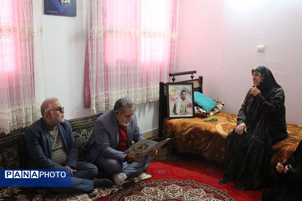 دیدار با خانواده‌های شهدا و فرهنگیان بازنشسته به مناسبت ولادت حضرت فاطمه زهرا (س) و روز مادر در فیروزکوه