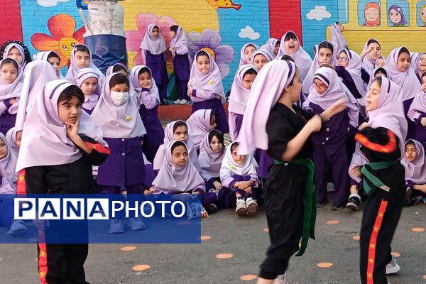 افتتاحیه المپیاد ورزشی درون مدرسه‌ ای در مدارس آزاده و راضیه شکرایی ناحیه دو شهرری 