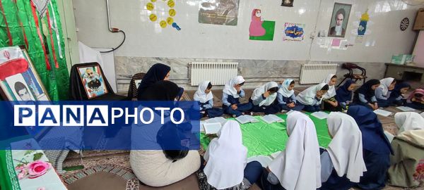 محفل انس با قرآن در ماه مبارک رمضان در مدرسه شهید خاقانی شیروان