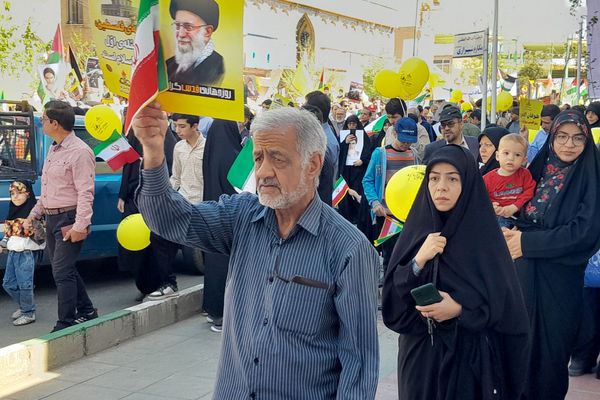 راهپیمایی روز قدس همراه با تشییع پیکر شهید صداقت در قم