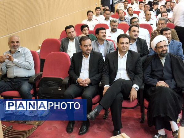 تجلیل از ناجیان لحظه‌های اضطرار