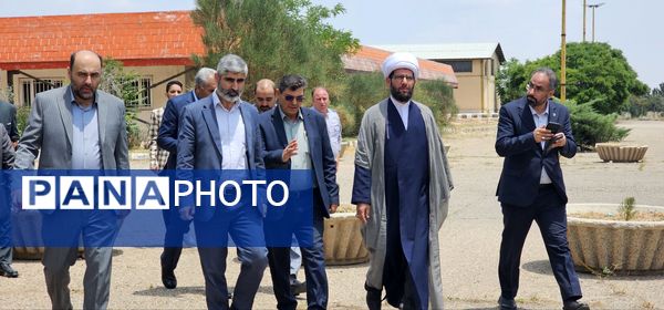 آیین تکریم و معارفه سرپرست جدید دانشگاه آزاد اسلامی واحد تاکستان