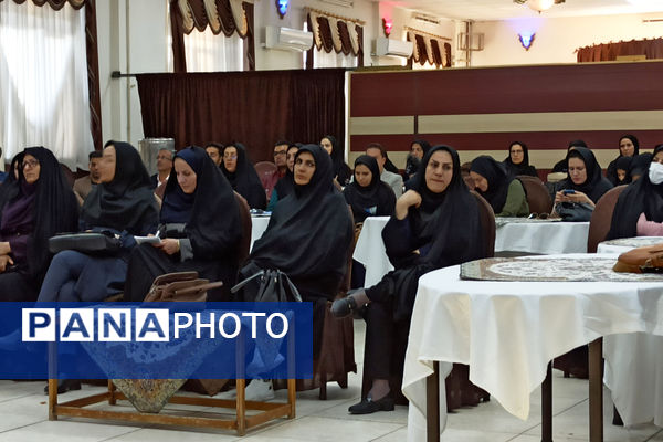 همایش بهداشت روان در اردوگاه میثاق شهرستان آباده 