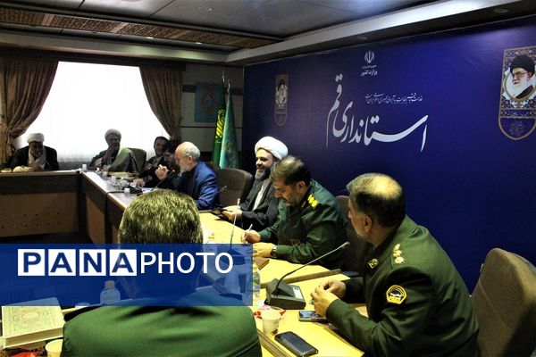 نشست شورای هماهنگی آیین وداع و خاکسپاری شهدای گمنام در قم